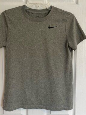 Nike Dri-FIT Boy's M Athletic Tshirt Short Sleeve Athleisure Sports Activewear